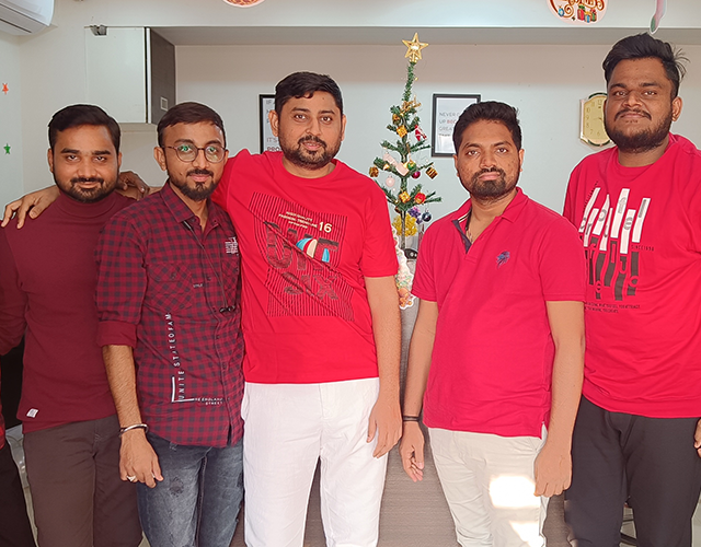 Ho-ho-ho-Merry-Christmas!