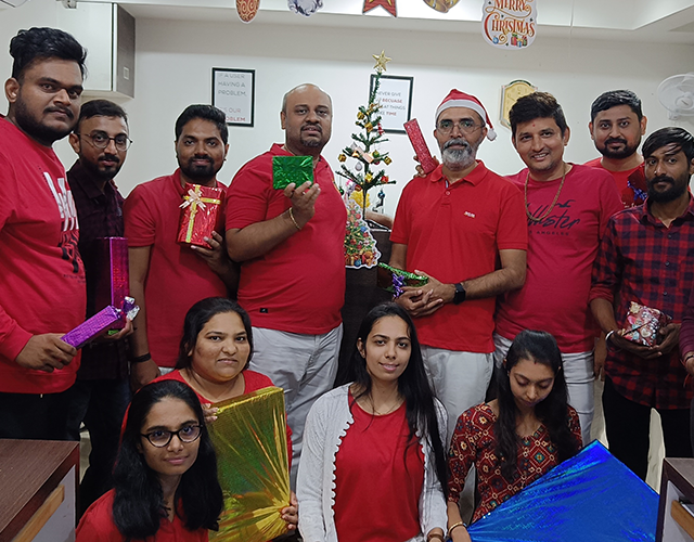 Ho-ho-ho-Merry-Christmas!