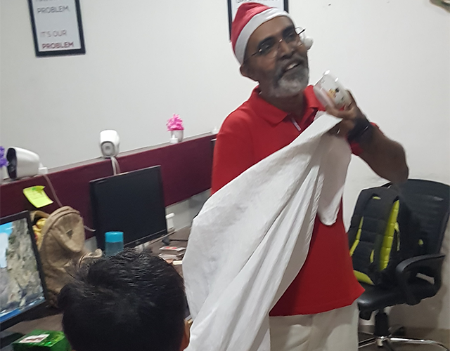 Ho-ho-ho-Merry-Christmas!